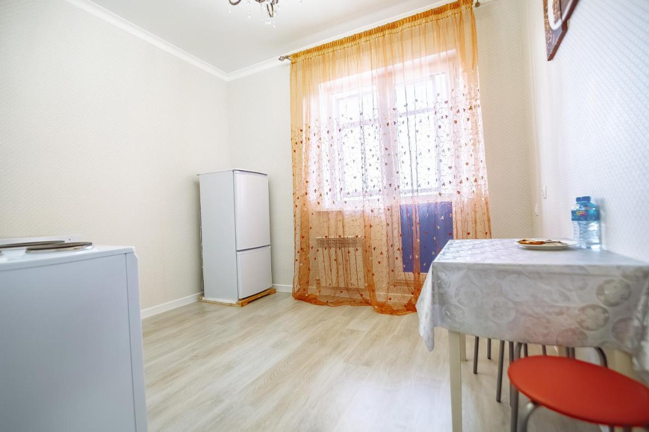 Apartment On Kabanbay Batyra Avenue 29 Astana Exterior foto